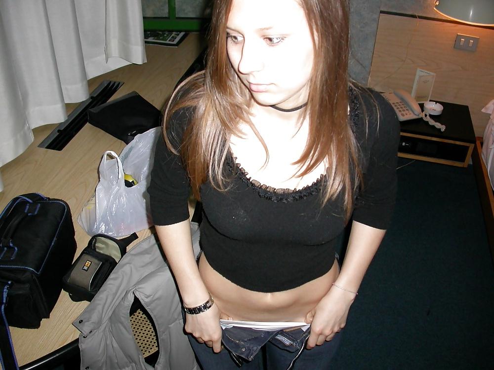 25P Amateur loves to play