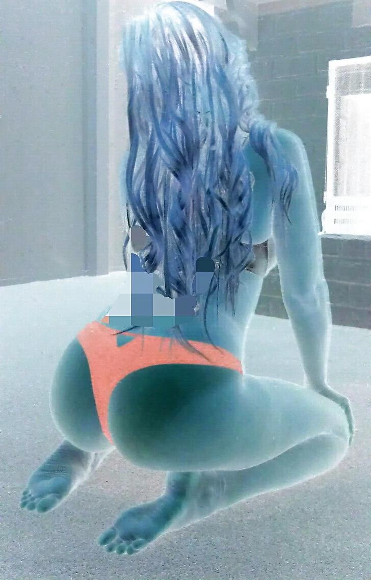 25P Wife Karen - green thong