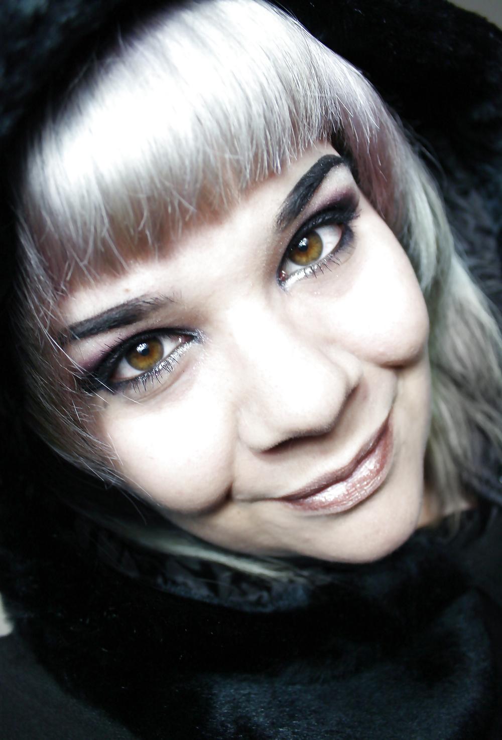 12P Mistress Christina
