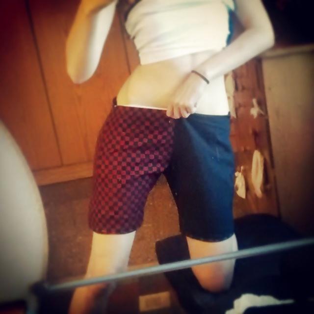 11P Thin cute sexy girl (II)
