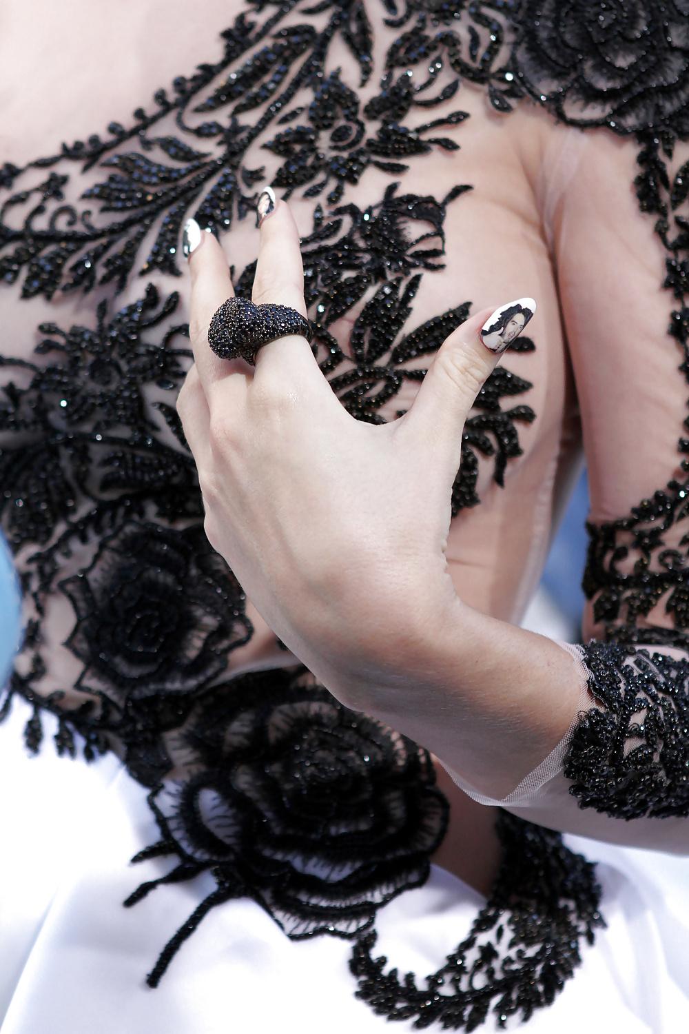 6P Katy Perry 2010 MTV Video Music Awards
