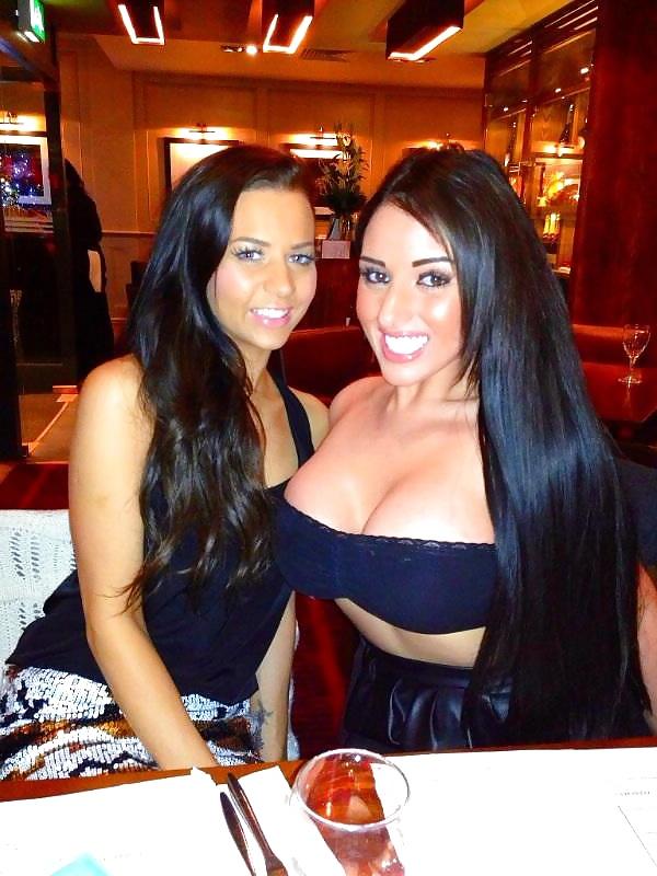 25P Big nose bimbo beauty 