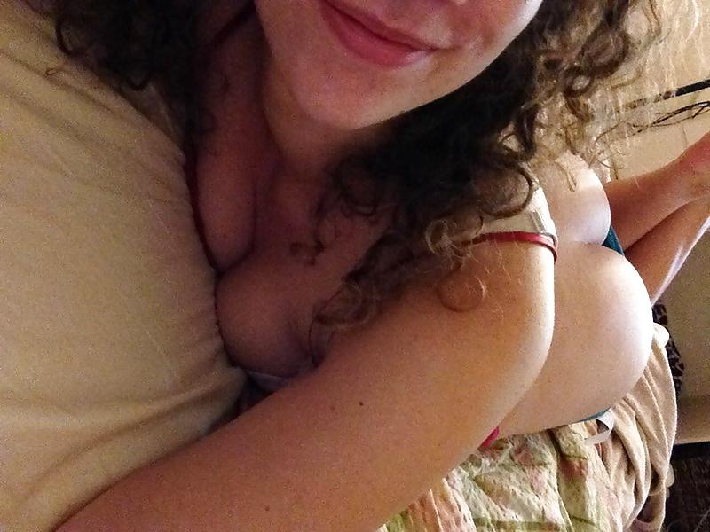 25P Cute Curly Brunette Babe