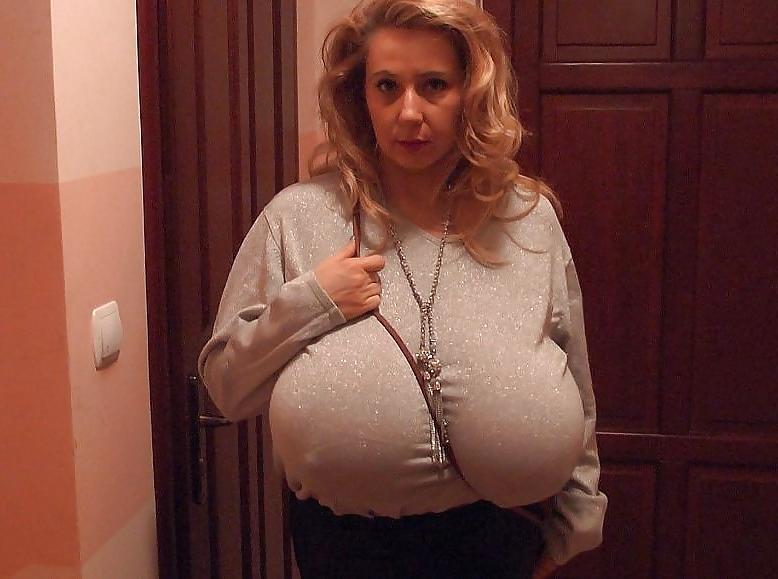 25P Curvy Beauties 90 Clothed Edition