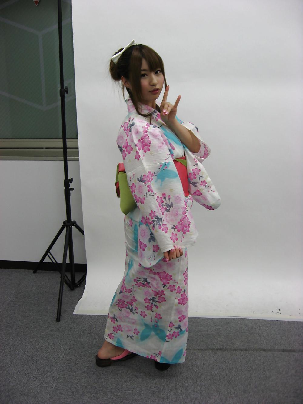 25P Pictures with JAV Stars