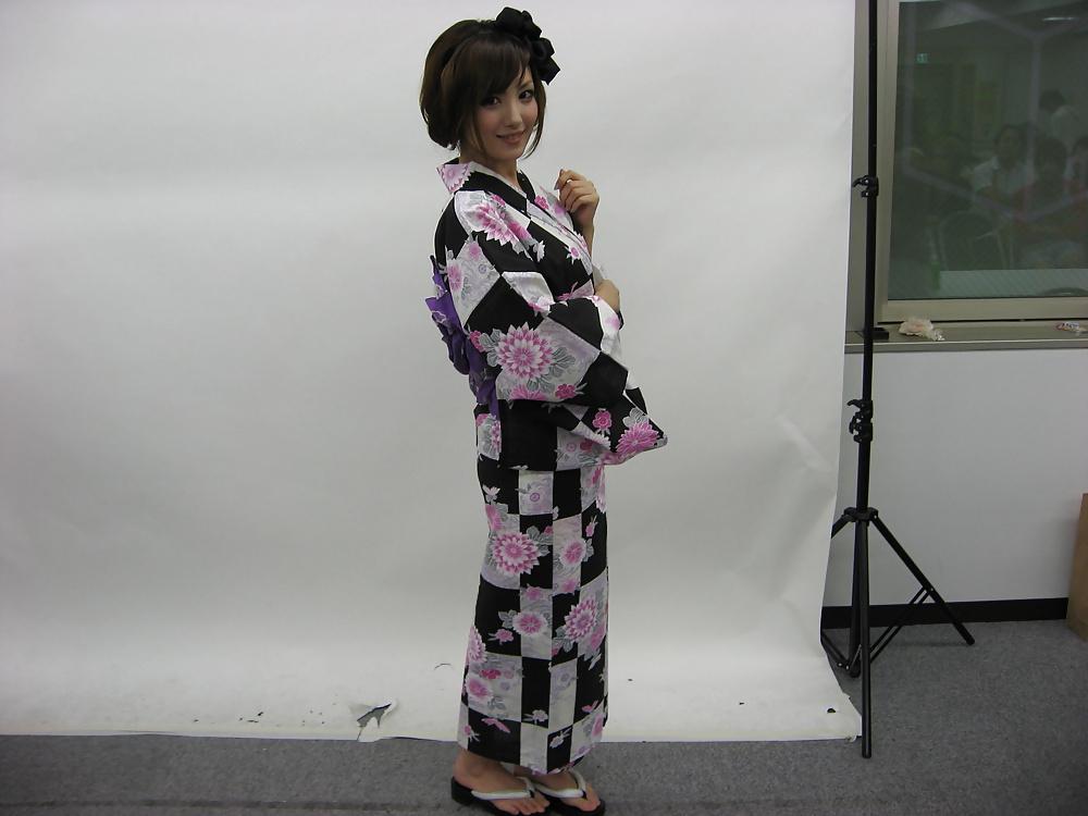 25P Pictures with JAV Stars