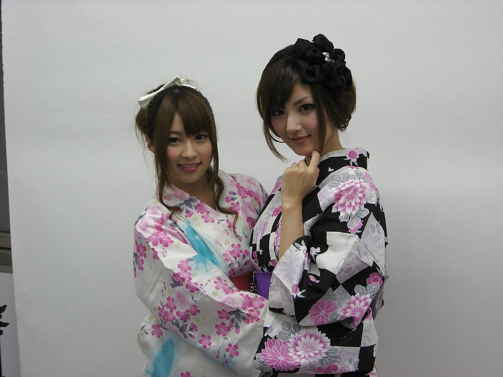 25P Pictures with JAV Stars