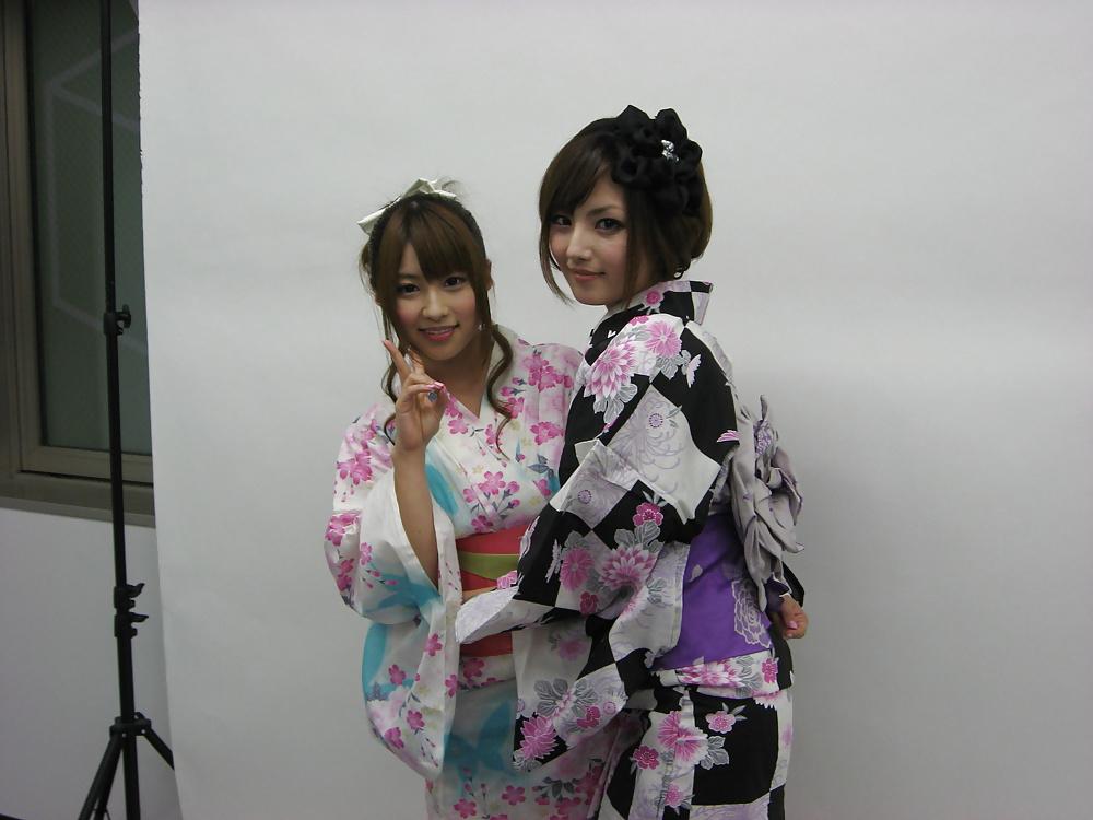 25P Pictures with JAV Stars
