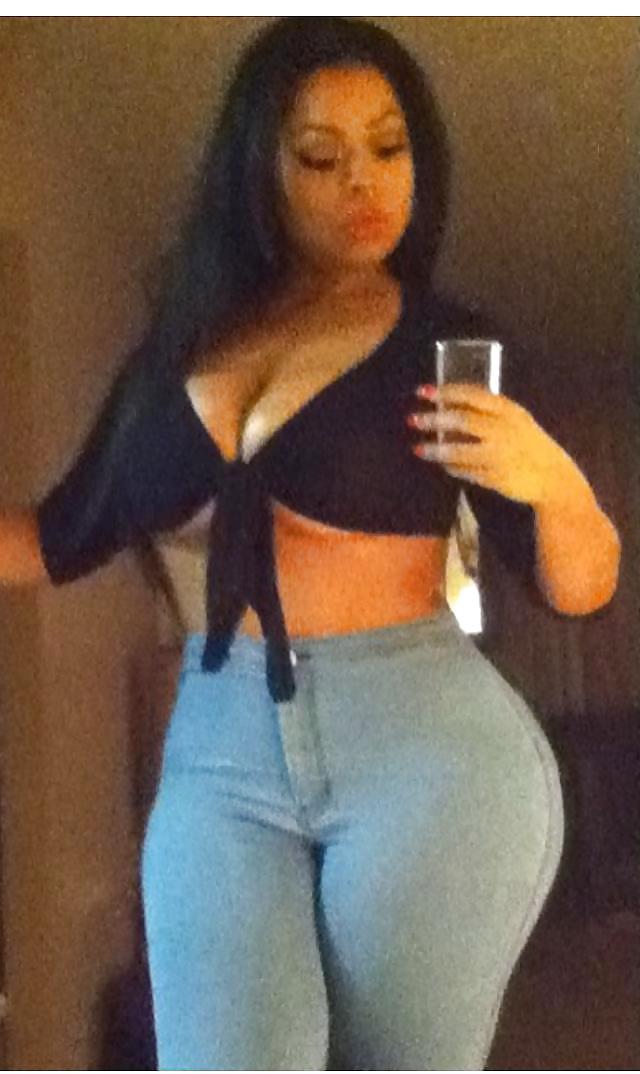 25P THICK SHEMALES #2