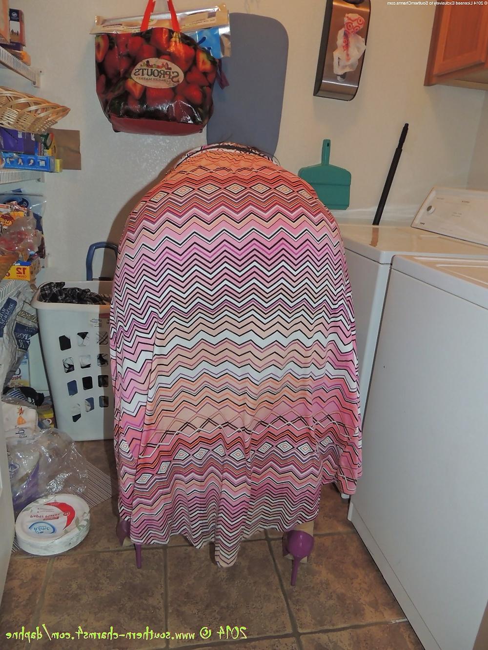 22P Super beautiful curvy mom with fantastic ass