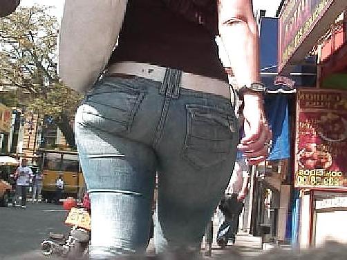 25P Candid, spandex, tihgt jeans, trouser asses
