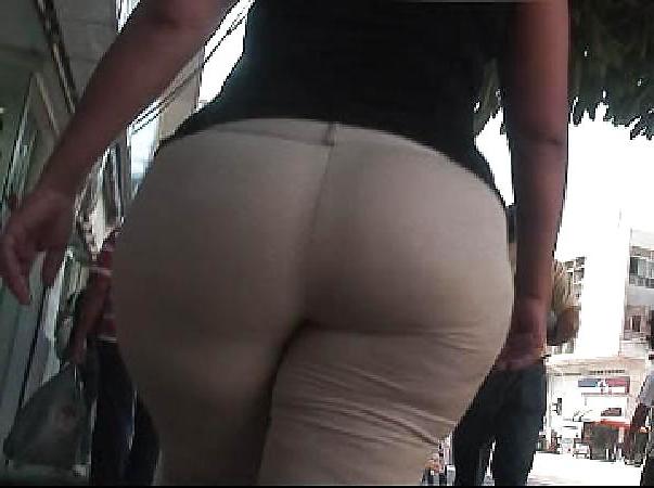 25P Candid, spandex, tihgt jeans, trouser asses