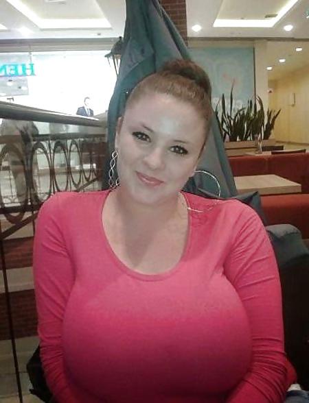 25P Curvy Beauties 88 Clothed Edition