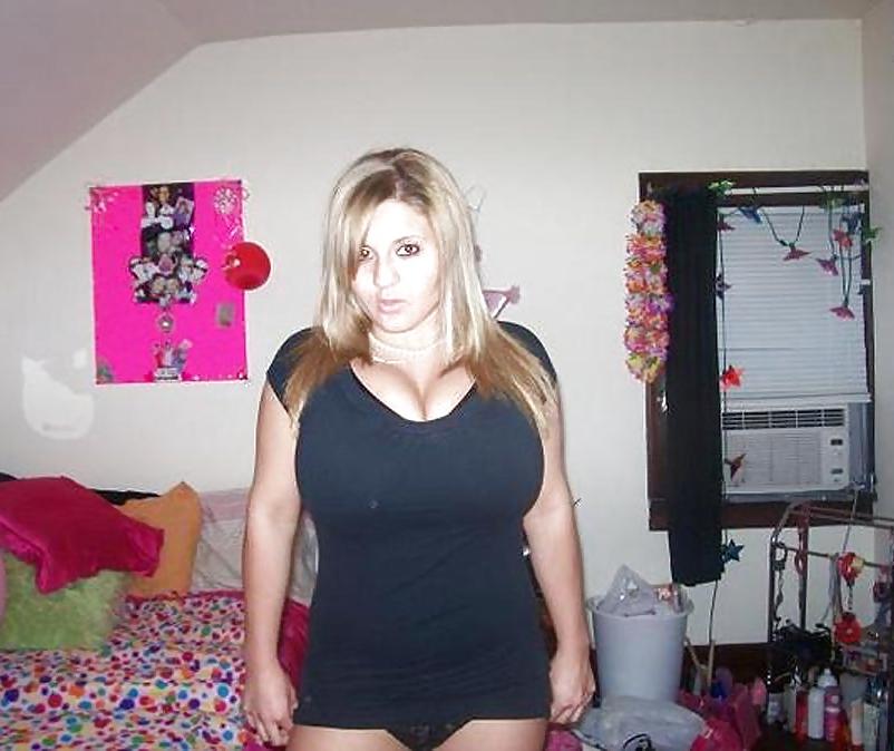 25P Curvy Beauties 88 Clothed Edition