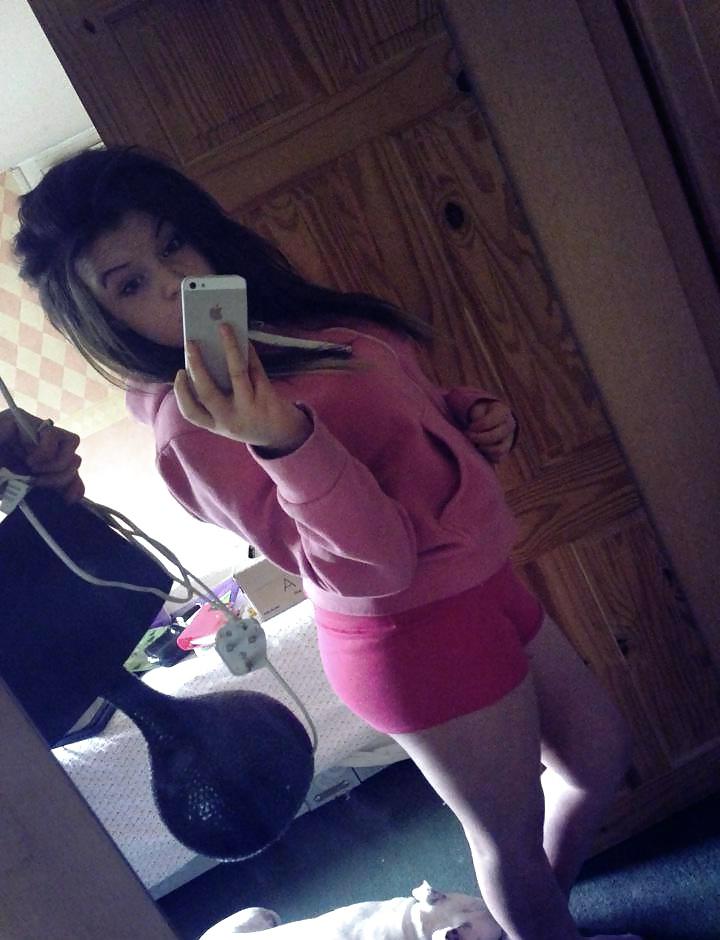 15P Trashy Thick Cumdump
