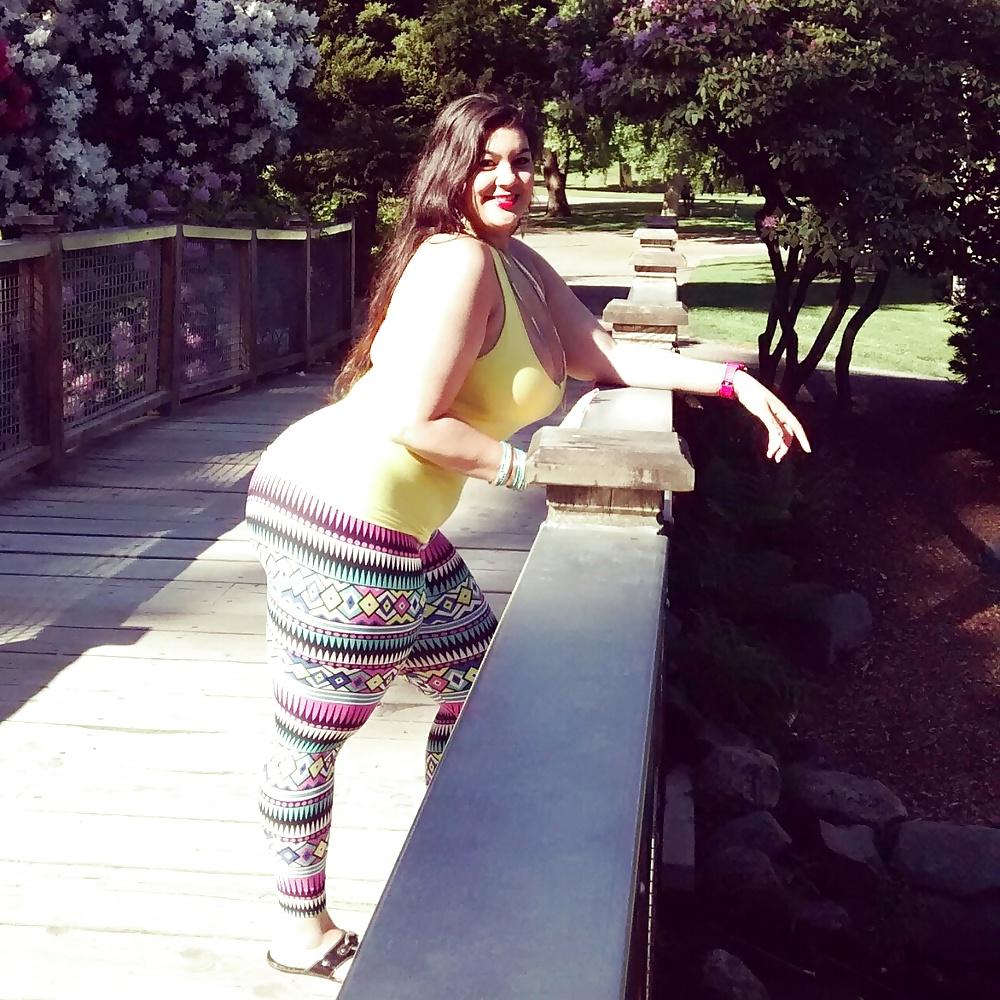 25P Thick girls