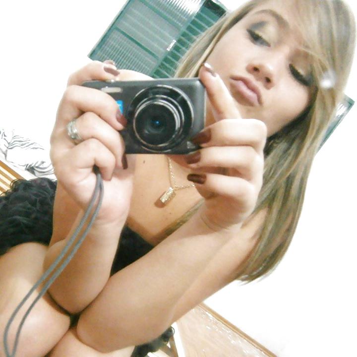 21P Fernanda Mendonca - Brazilian blonde teen delicious.