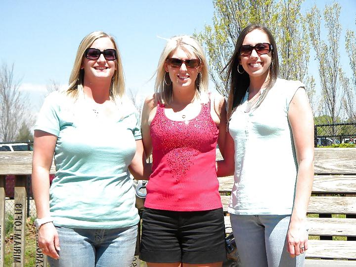 22P Thick Blonde Cheer Mom