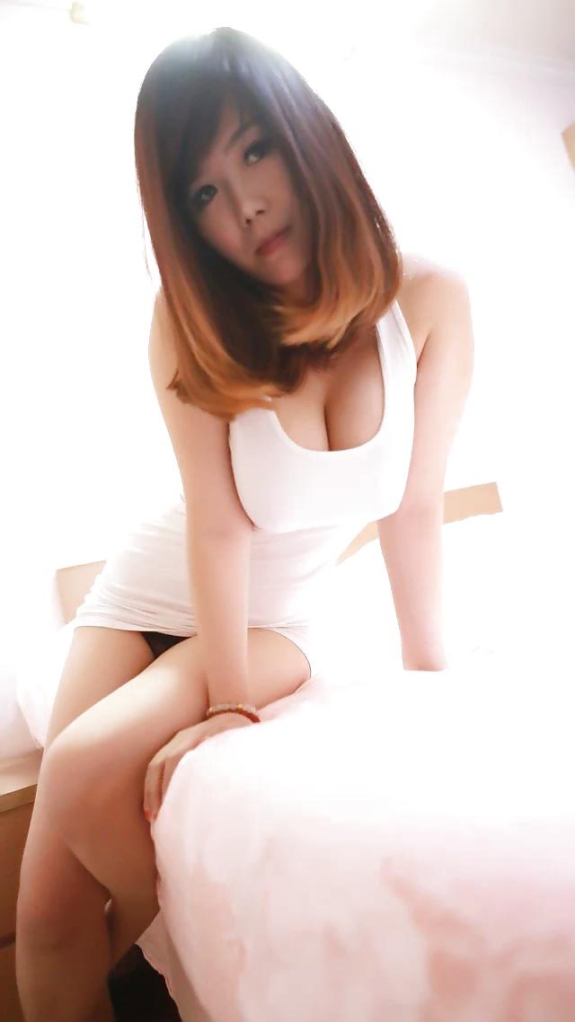 25P Big Boobs Chinese Girl