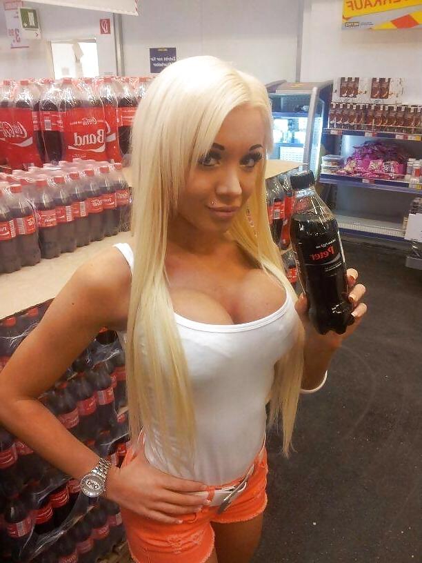 25P Bimbo Slags xx