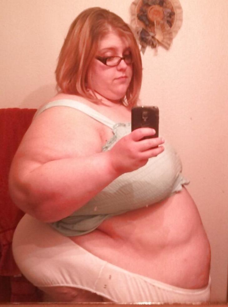 10P More big, fat, round, soft, beautiful bellies