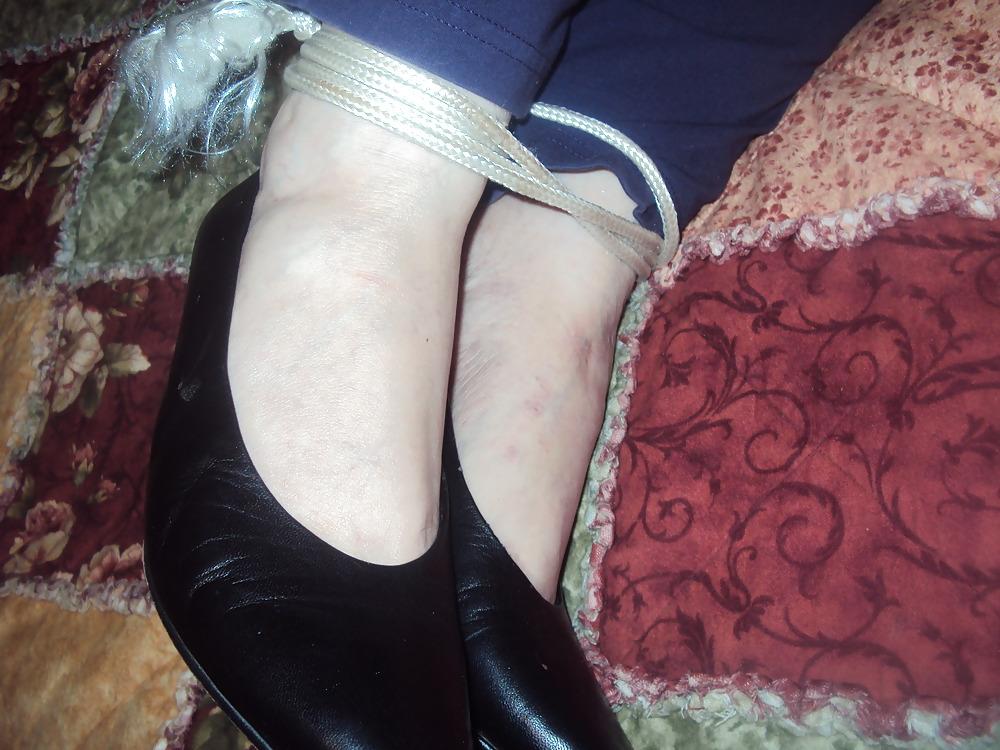 9P Feet tied up