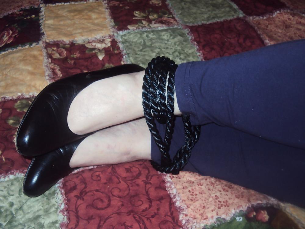9P Feet tied up