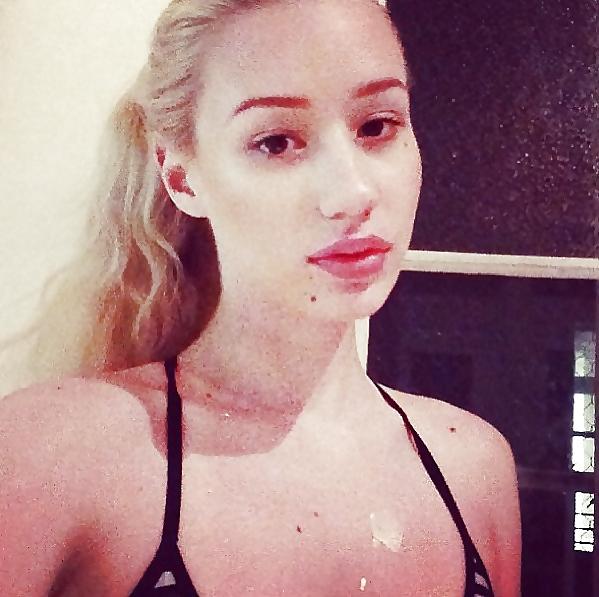 21P I hate her but cant stop jerking - iggy azalea