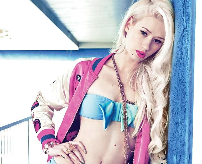 21P I hate her but cant stop jerking - iggy azalea