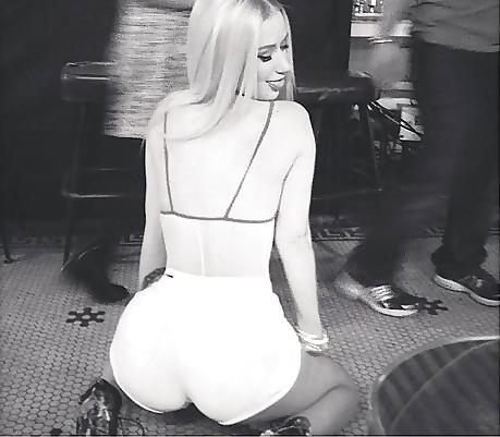 21P I hate her but cant stop jerking - iggy azalea