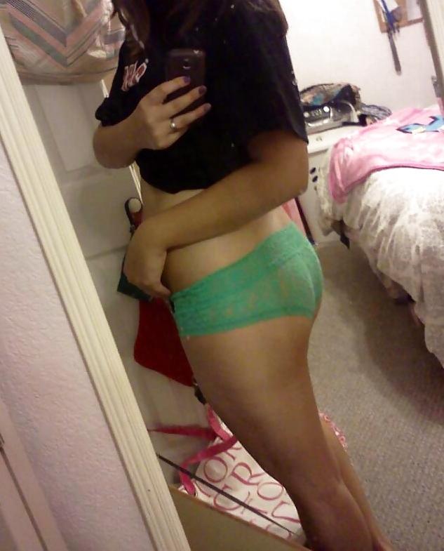 16P My girlfriends sexy ass thong