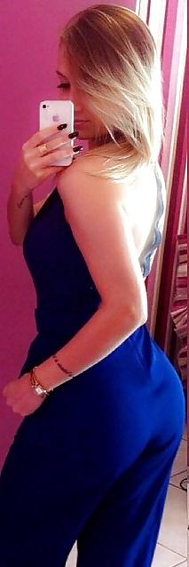25P Delicious Brazilian Blonde Slut