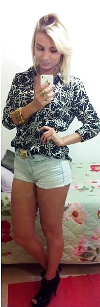 25P Delicious Brazilian Blonde Slut
