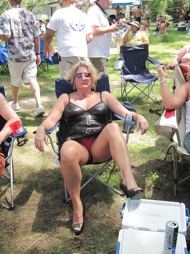 11P Candid voyeur panties public nudity teens 
