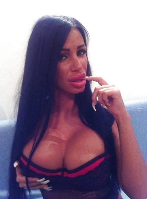 21P Stacy-Ultimate Bimbo