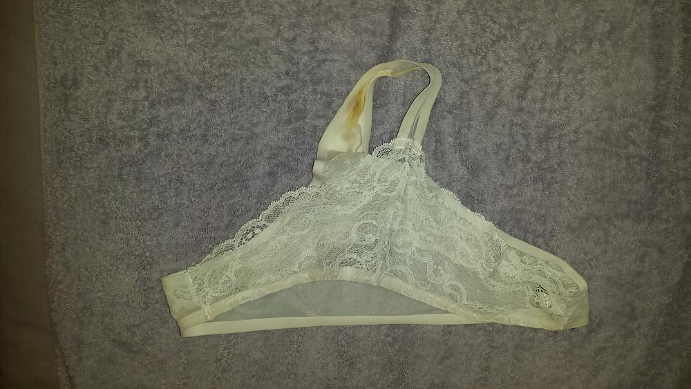 4P Nice lacey thong