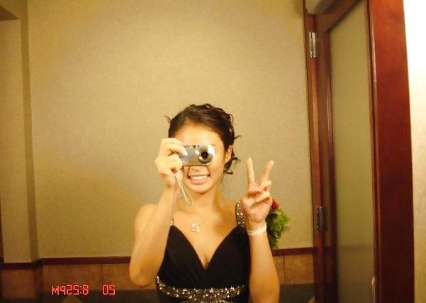 11P Chinese party girl nude