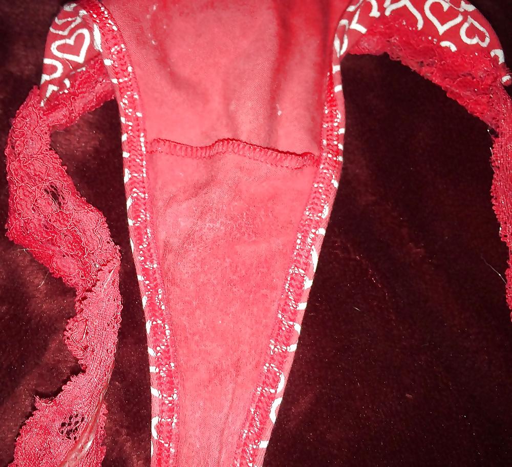 7P Licking NOT my older sisters cum stained thong