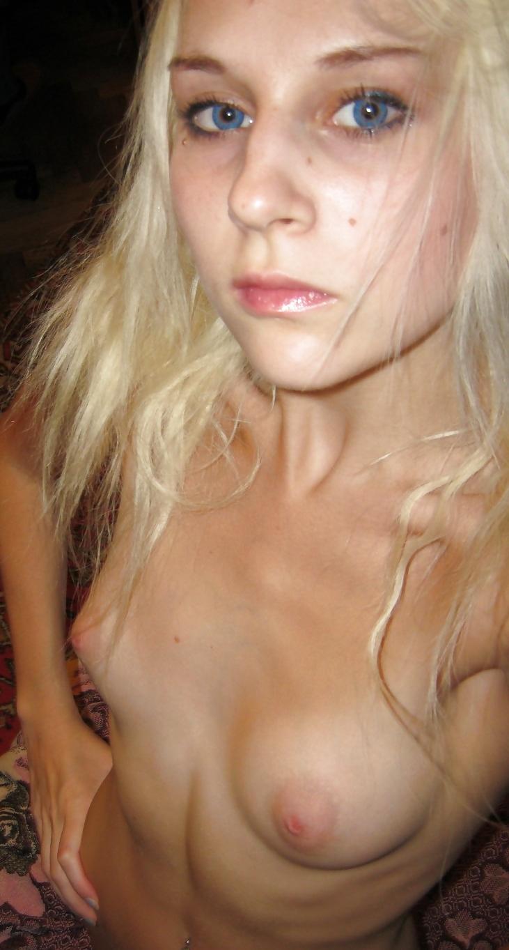 25P Mirror Girls 14: Sexy Teen Self Shots