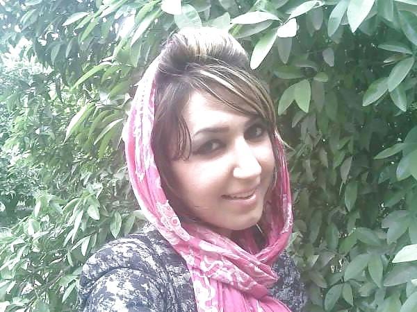 25P Sexy Arabian Amateurs