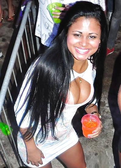 14P Brazilian Babes