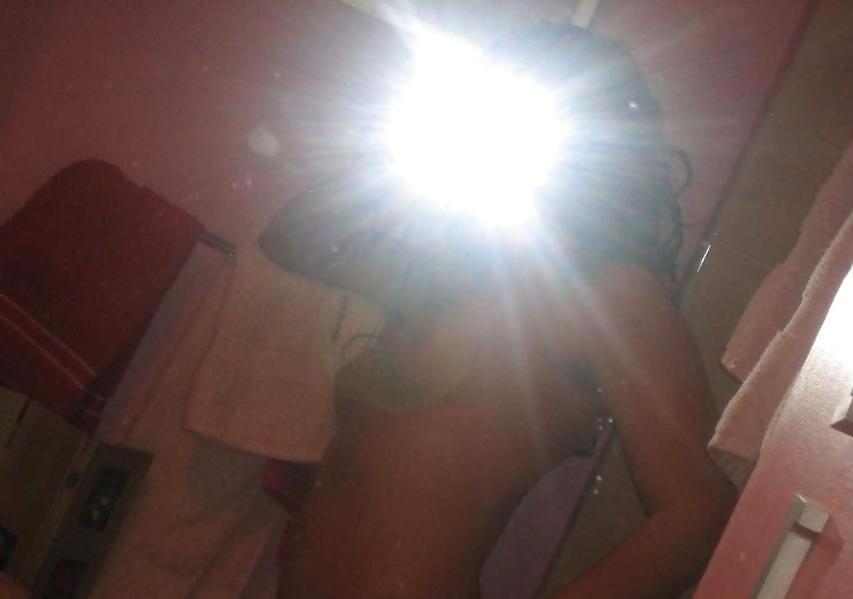 25P Mirror Girls: Teen Self Shots 4