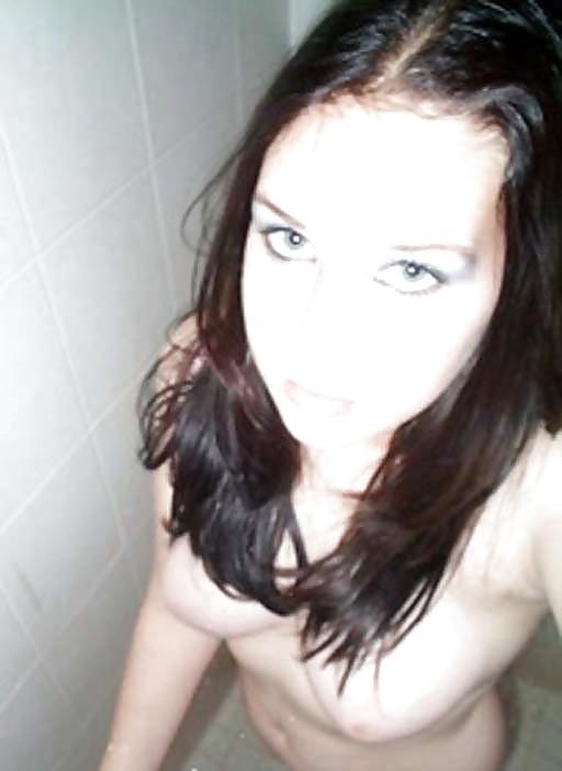 25P Mirror Girls: Teen Self Shots 3