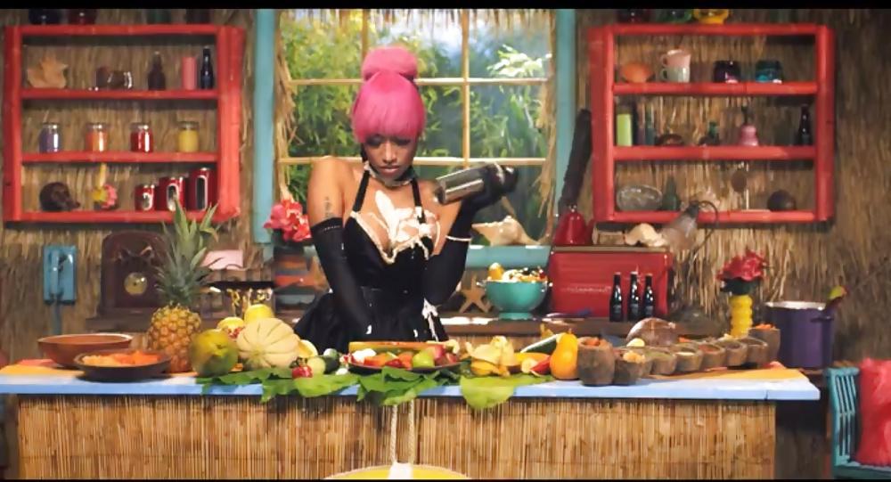18P SEXY NEW NICKI MINAJ MUSIC VIDEO (COCK TEASE)