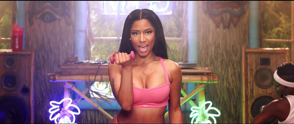 18P SEXY NEW NICKI MINAJ MUSIC VIDEO (COCK TEASE)