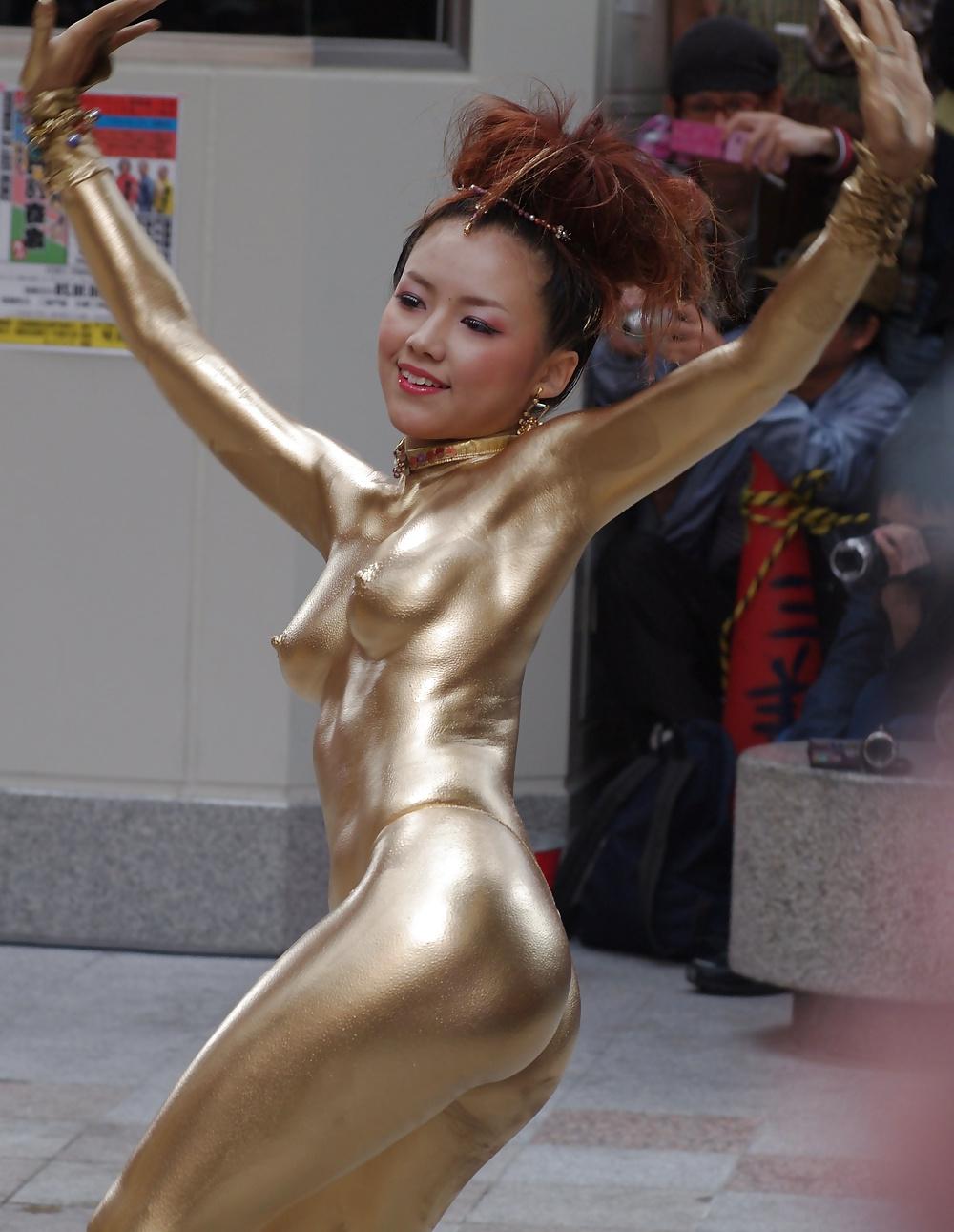 25P Chinese girls- Gold paint- Hot Public Tits and Ass