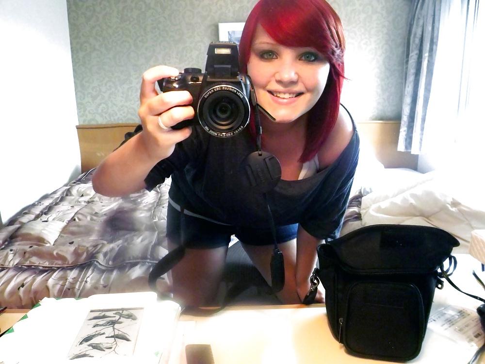 25P Curvy Cutie Redhead :)