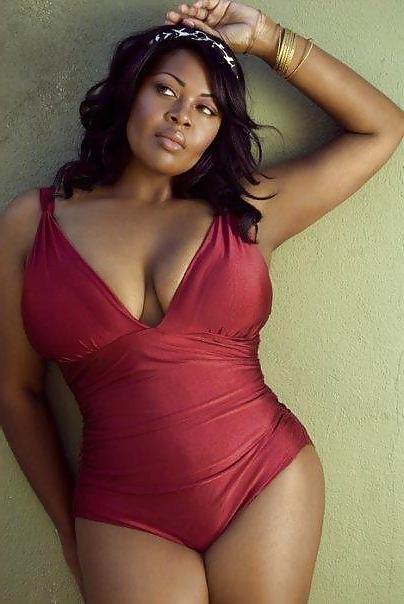 25P Thick lady