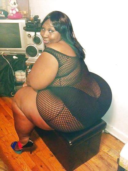 25P Thick lady