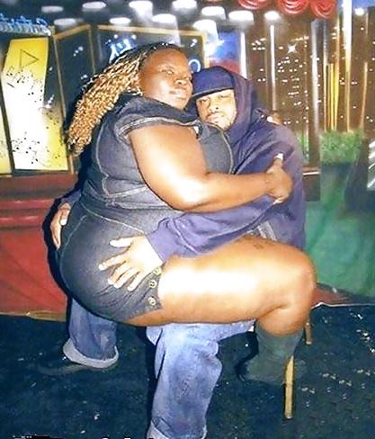 25P Thick lady